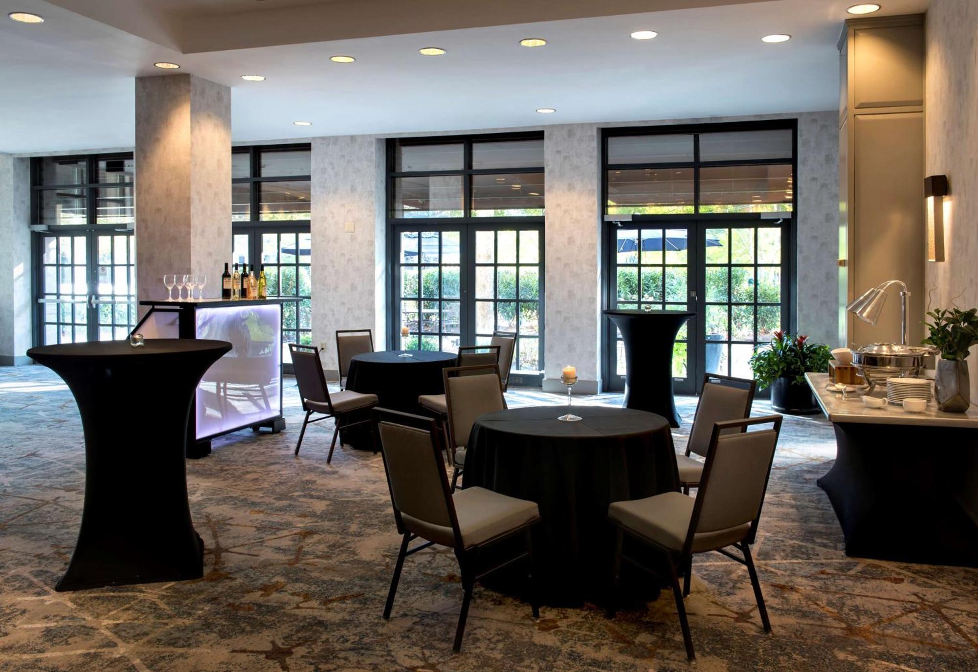 Embassy Suites By Hilton Bethesda Washington Dc Exteriör bild