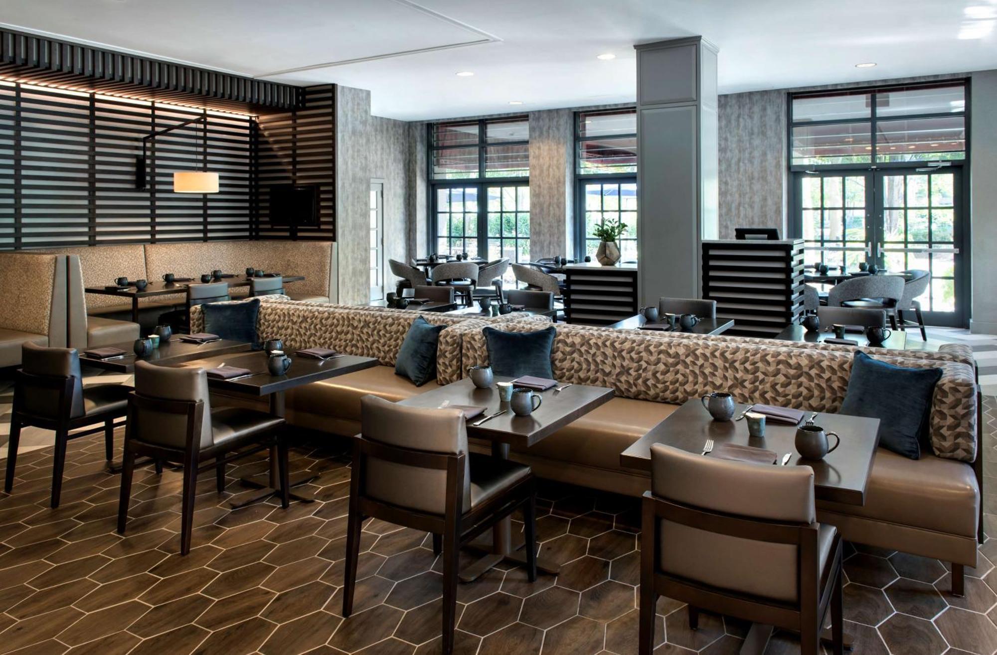 Embassy Suites By Hilton Bethesda Washington Dc Exteriör bild