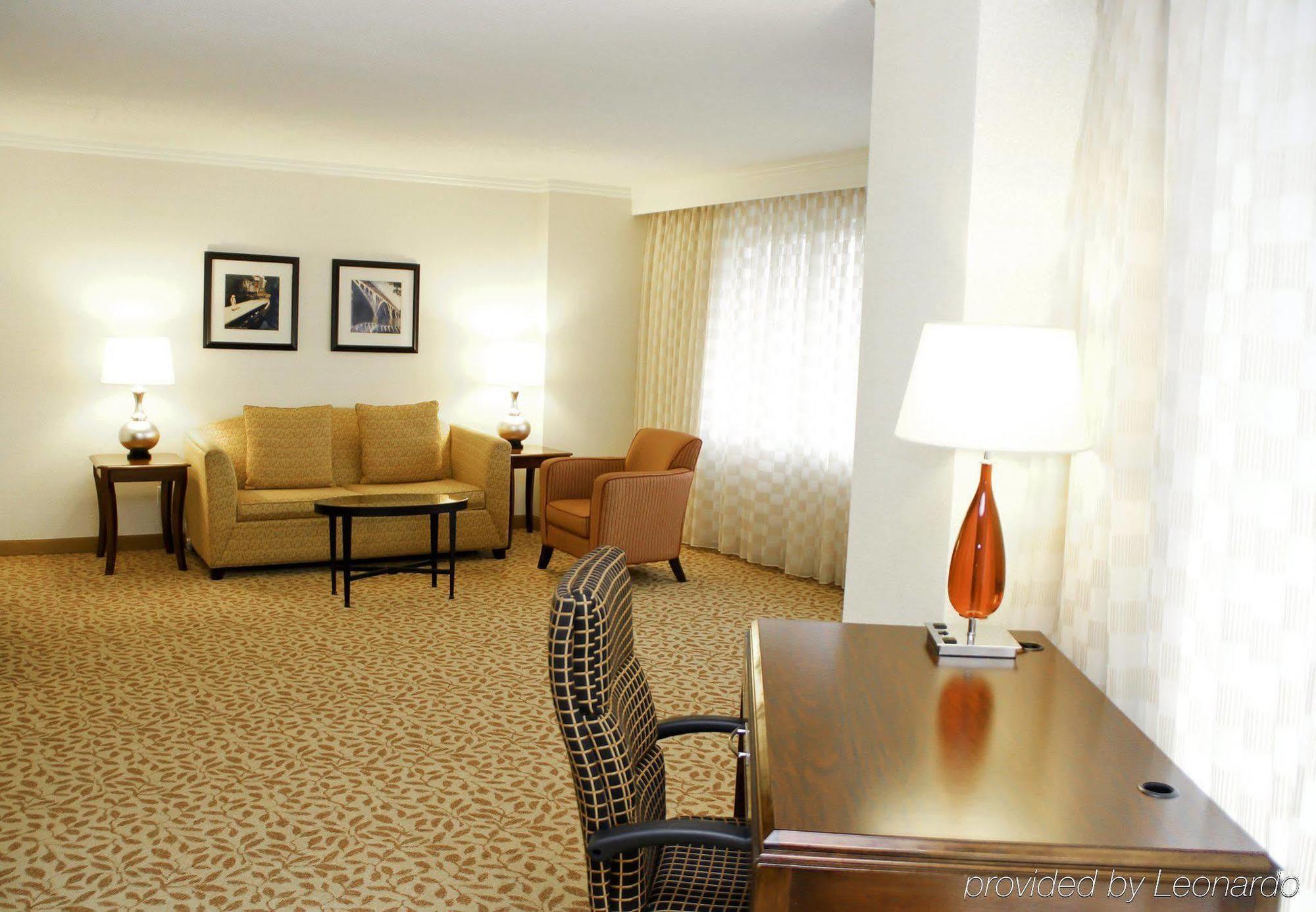 Embassy Suites By Hilton Bethesda Washington Dc Rum bild